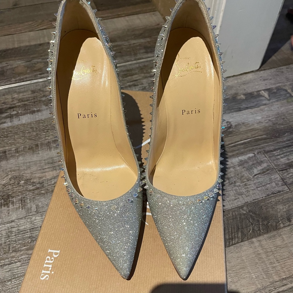 Christian Louboutin Pumps